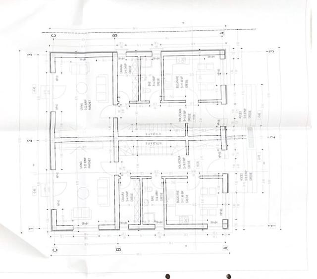 Duplex cu 3 camere cu Canalizare în Cristian