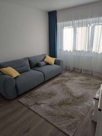 Apartament cu 2 camere decomandat în Nicolina