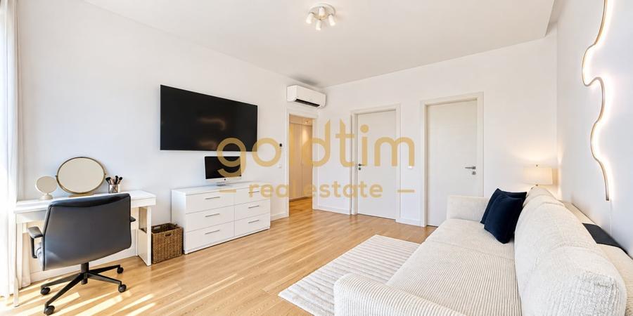 Apartament cu 4 camere decomandat în Aviației