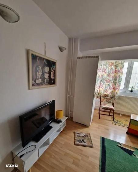 Garsonieră decomandată în Tineretului