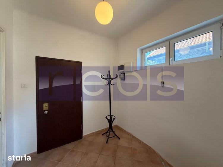 Apartament cu 3 camere, mobilat în Ștefan cel Mare