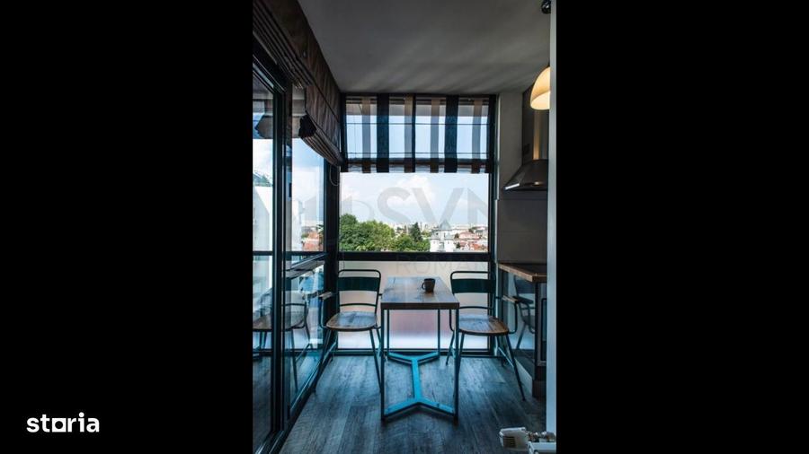 Apartament cu 3 camere semidecomandat, mobilat în Calea Călărașilor