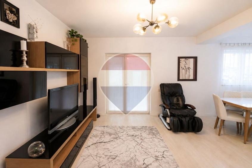 Casă individuală cu 4 camere cu Teren 388 Mp în Nord