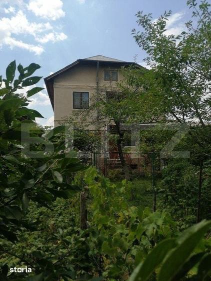 Casă cu 7 camere cu Teren 696 Mp în Ultracentral