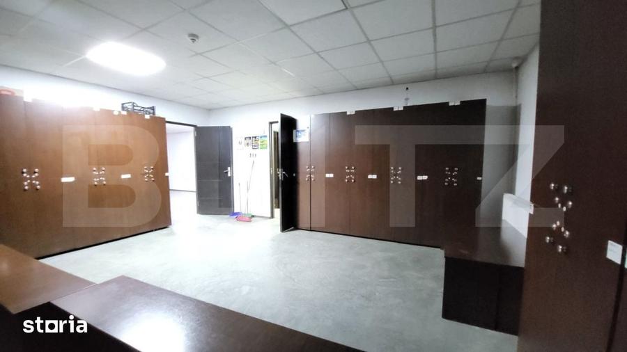 Spațiu comercial, de 210 mp, în Debarcader