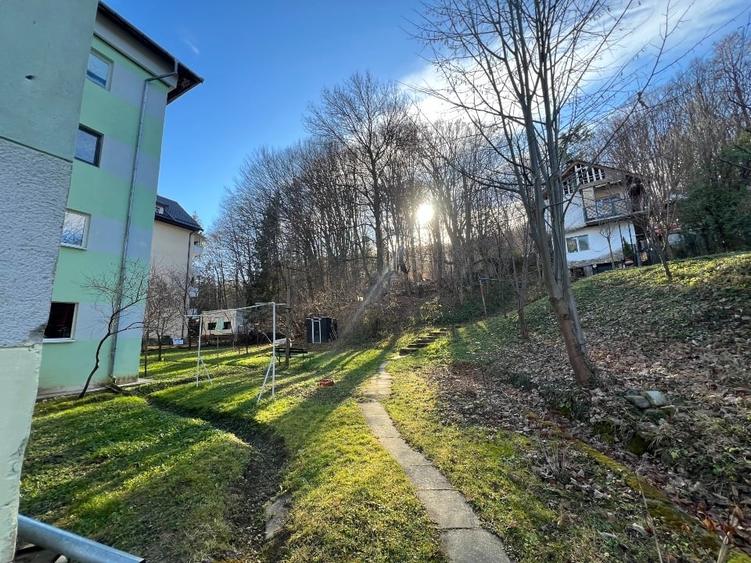 Apartament cu 2 camere decomandat, mobilat în Central