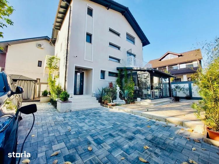 Casă individuală cu 5 camere cu Canalizare în Dobroești