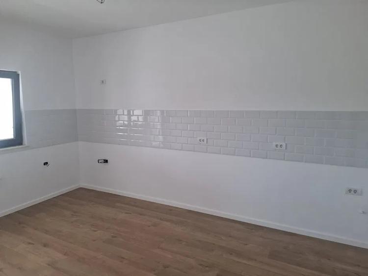 Casă individuală cu 4 camere cu Teren 400 Mp în Cumpăna