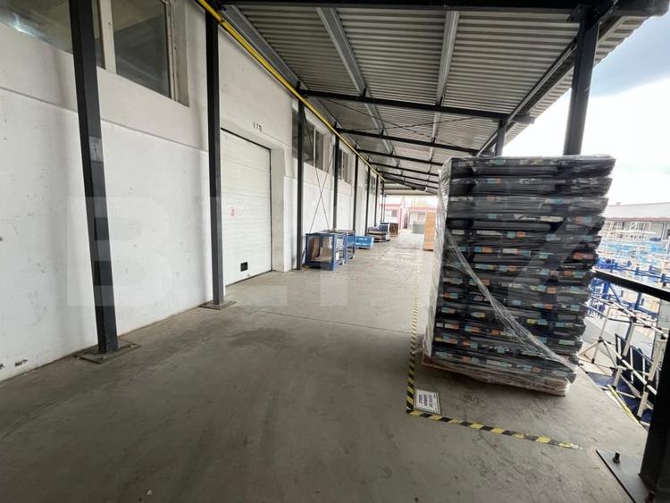 Spațiu comercial, de 8,000 mp, în Oncea
