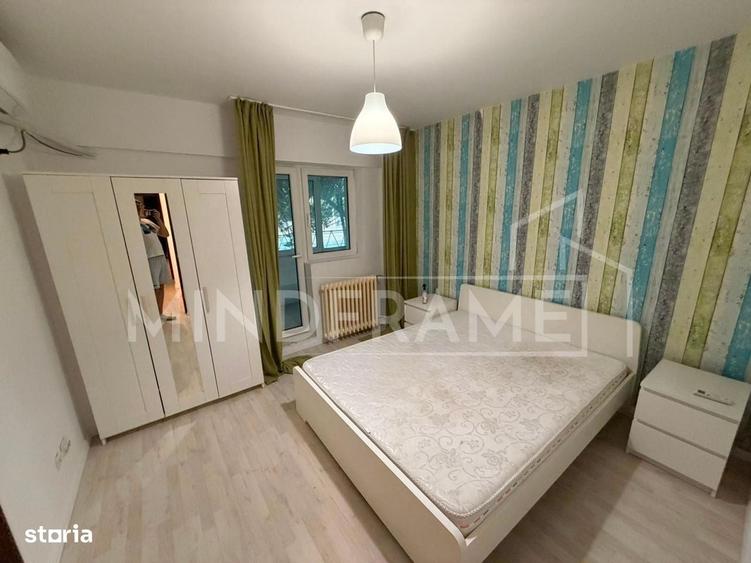 Apartament cu 3 camere în Tineretului