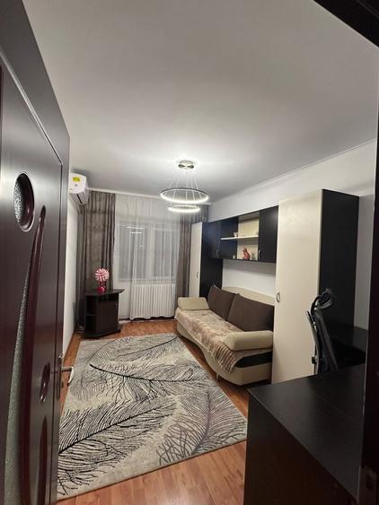 Apartament cu 2 camere decomandat în Alexandru cel Bun