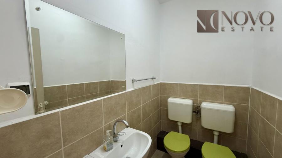 Casă cu 10 camere cu Canalizare în Matei Voievod