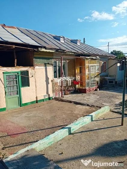 Casă cu 4 camere cu Teren 700 Mp în Dealu Viei