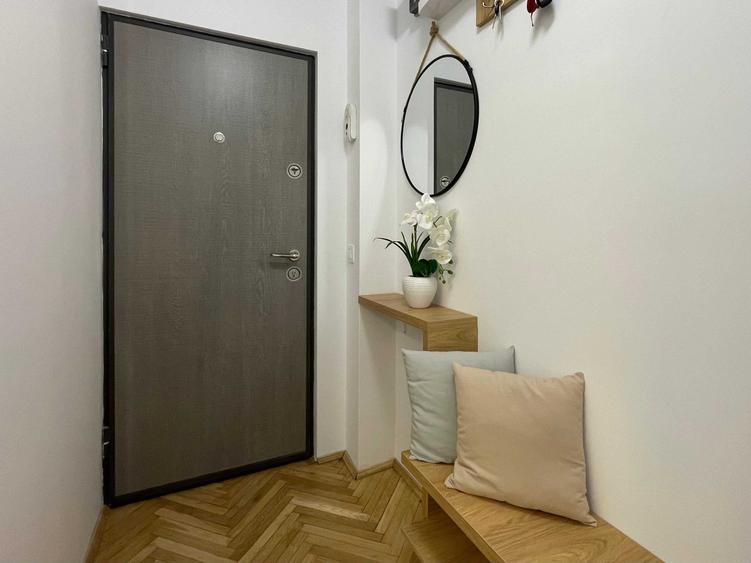 Apartament cu 3 camere decomandat în Mărăști