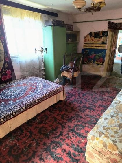Casă individuală cu 2 camere semidecomandat cu Teren 246 Mp în Gherla