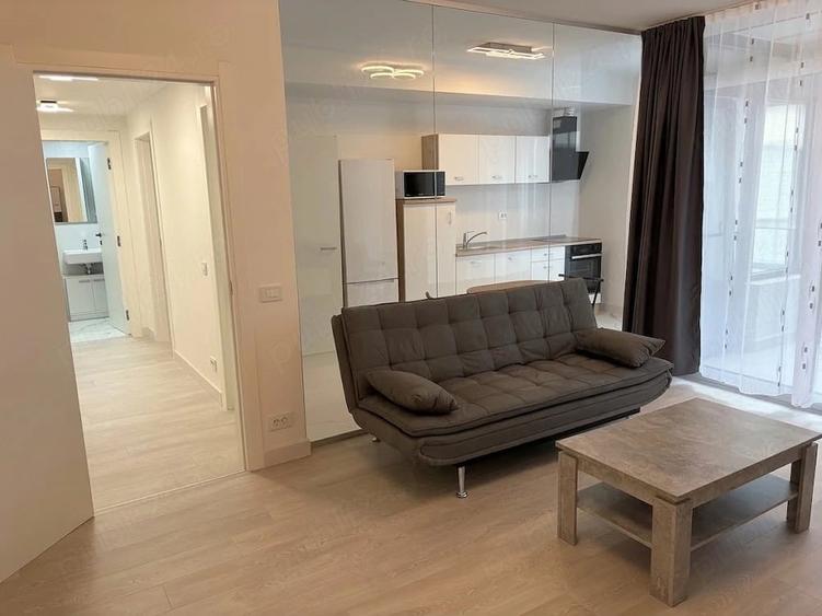 Apartament cu 2 camere decomandat în Jiului