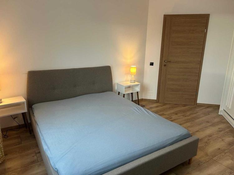 Apartament cu 2 camere decomandat în Florești