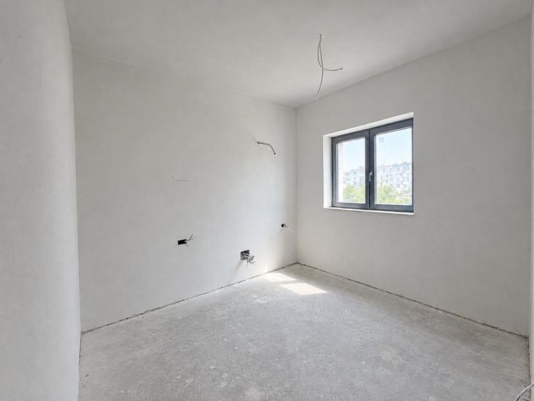 Apartament cu 2 camere semidecomandat în Eminescu