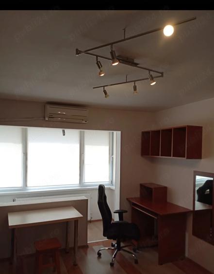 Apartament cu 2 camere semidecomandat în Astra