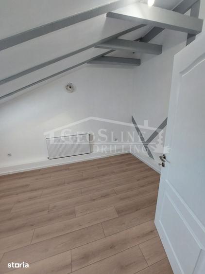 Apartament cu 4 camere decomandat în Florești