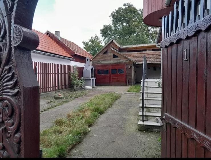 Casă cu 4 camere cu Teren 323 Mp în Central