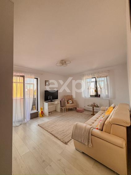 Apartament cu 2 camere decomandat, mobilat în Trivale
