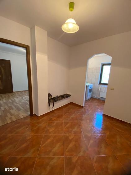 Apartament 2 camere cu centrala la ETAJUL 2, Liceul PTTR - 13