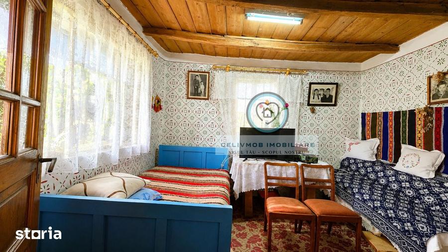 Casă cu 4 camere cu Teren 330 Mp în Malamuc