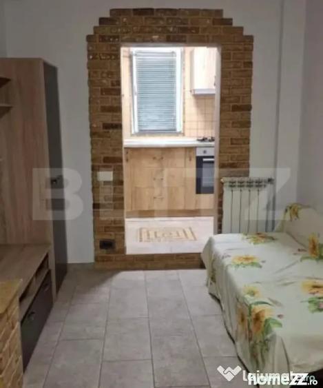 Apartament cu 3 camere decomandat în Nicolina
