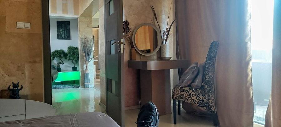 Apartament cu 2 camere decomandat în Stadion