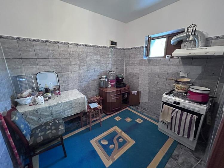 Duplex cu 14 camere cu Canalizare în Exterior Nord