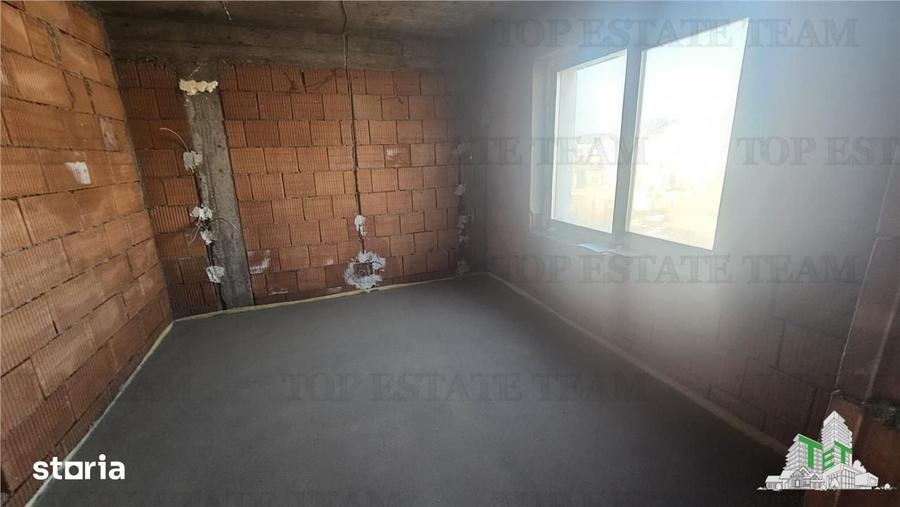 Casă cu 5 camere cu Teren 250 Mp în Chiajna