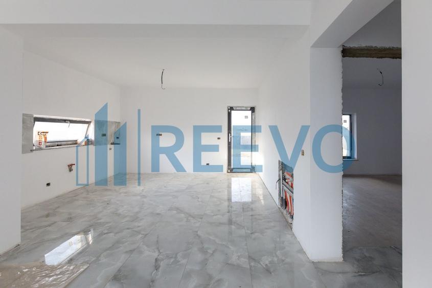 Casă individuală cu 3 camere cu Teren 495 Mp în Lilieci
