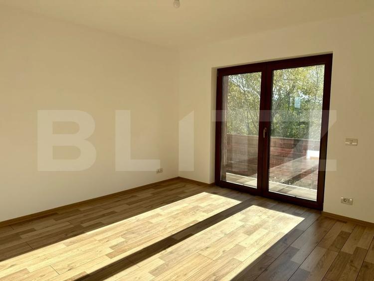 Duplex cu 5 camere cu Canalizare în Ghimbav