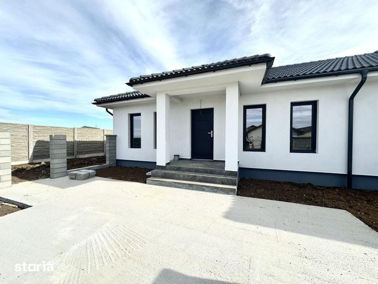 Casă cu 3 camere cu Teren 325 Mp în Sânandrei