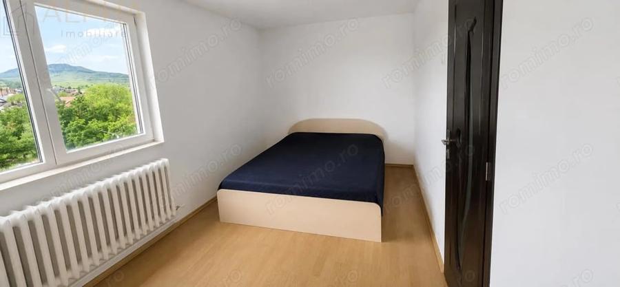 Apartament cu 2 camere în Decebal