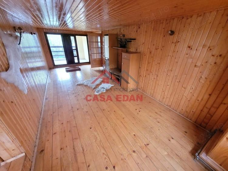 Casă cu 6 camere în Câmpina