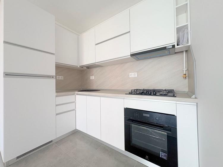 Apartament cu 2 camere decomandat în Lipovei