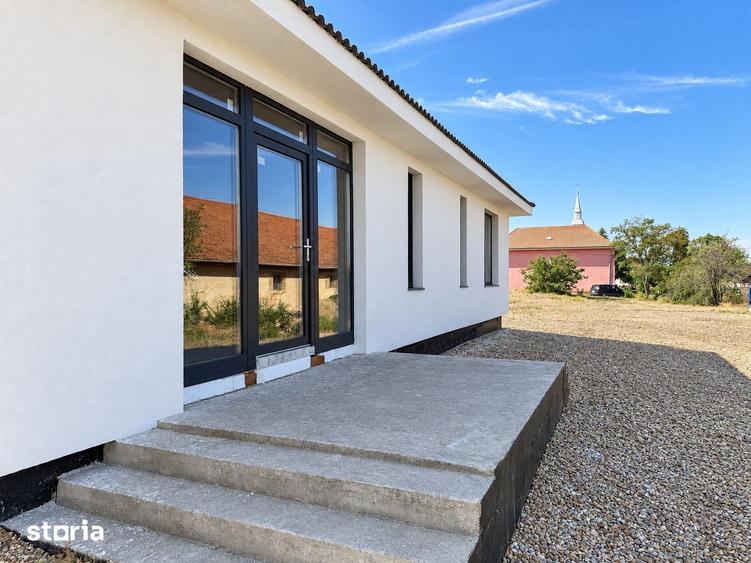 Casă cu 4 camere decomandat cu Teren 572 Mp în Paleu