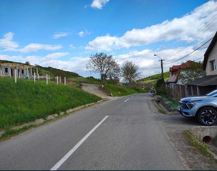 Teren de 3000 mp, în Unirii