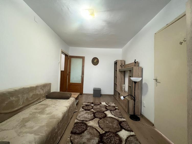 OCAZIE - Apartament 2 camere, 42 mp, etaj 1 - zona Sagului - 2