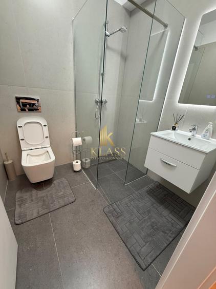 Apartament cu 3 camere decomandat, mobilat în Pipera