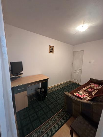 Apartament cu 2 camere semidecomandat în Exterior Vest