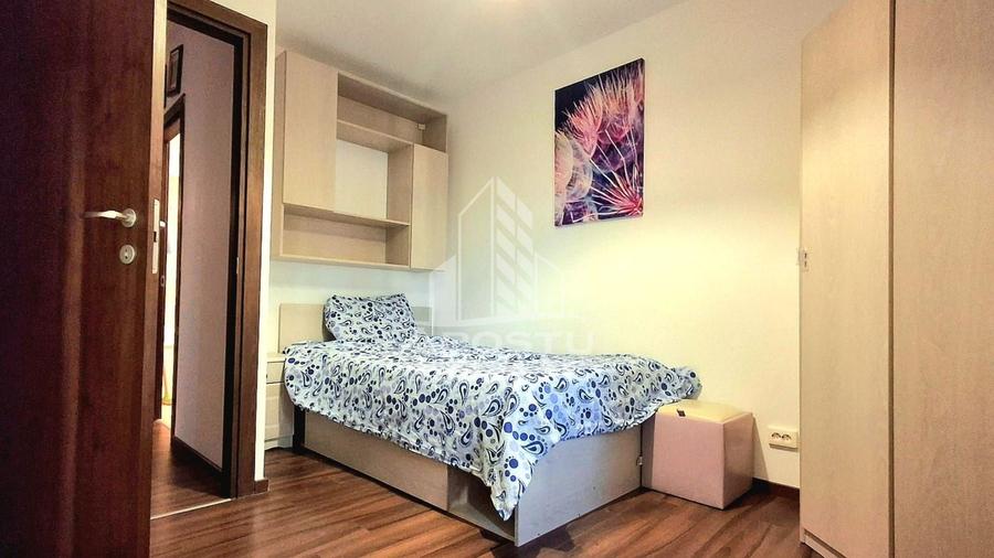 Apartament cu 3 camere decomandat, mobilat în Ultracentral