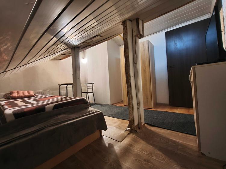 Apartament cu 2 camere semidecomandat în Albești