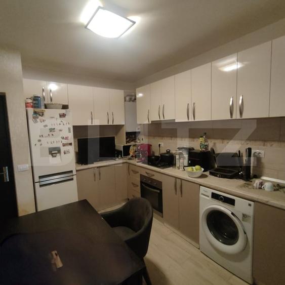 Casă individuală cu 5 camere cu Canalizare în Copou
