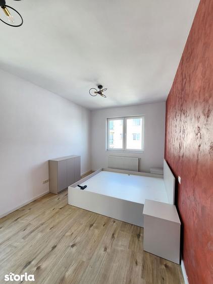 Apartament cu 3 camere decomandat, mobilat în Prelungirea Ghencea