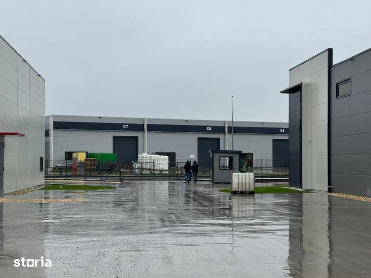 Spațiu comercial, de 1,393 mp, în Central
