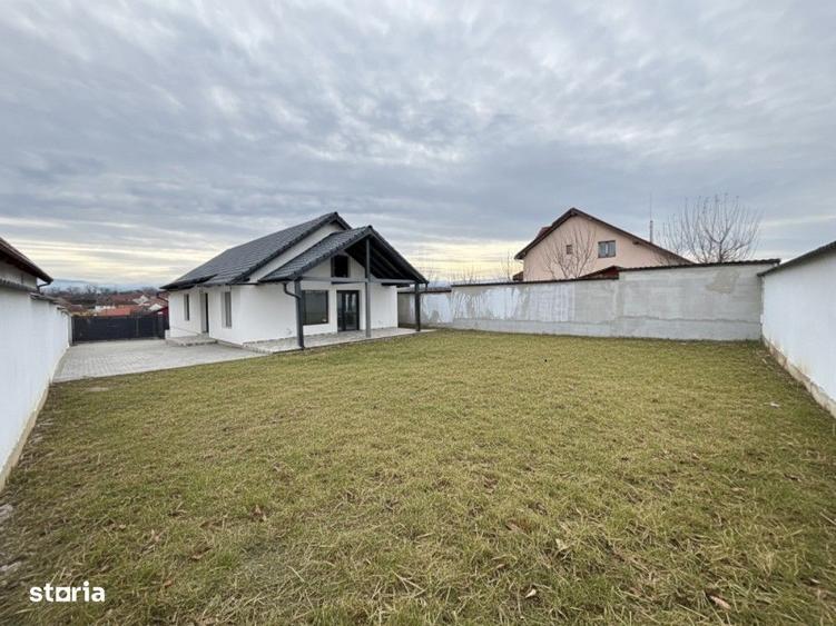 Casa pe un singur nivel priveliste spre munti Sura Mica - 16