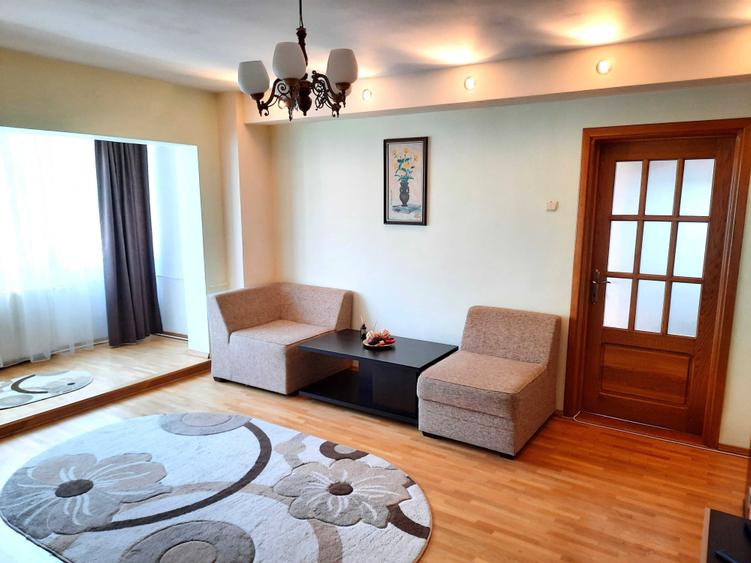 Apartament cu 2 camere semidecomandat în Ultracentral